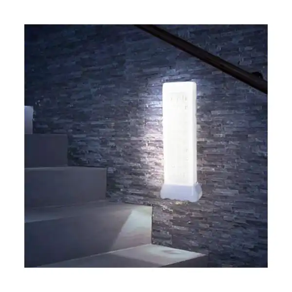 مصباح تخييم منزلي عصري يعمل بالبطارية وضوء ليد فلاش للطوارئ وانقطاع التيار الكهربائي ومعدات البقاء على قيد الحياة والتخييم - الصورة 3