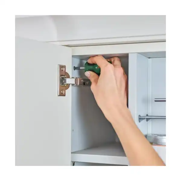 مجموعة مفكات مسامير قصيرة وصغيرة للتثبيت في المساحات الضيقة، مكونة من 6 قطع PH/PZ/TX/SL من الصلب S2، مع عزم دوران عالٍ، مرمزة بالألوان ومزودة بطرف مغناطيسي وقبضة ناعمة ومريحة من بوش - الصورة 3