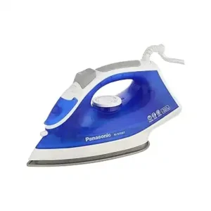 مكواة بخار بقاعدة مطلية بالتيتانيوم بقوة 1800 وات من باناسونيك، لون أبيض وأرجواني، موديل NI-M300T